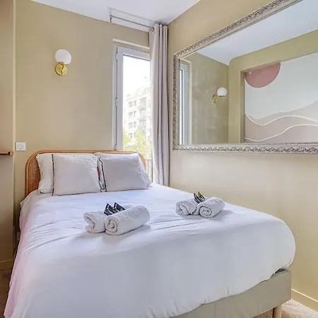 2 Pereire/arc De Triomphe Apartment